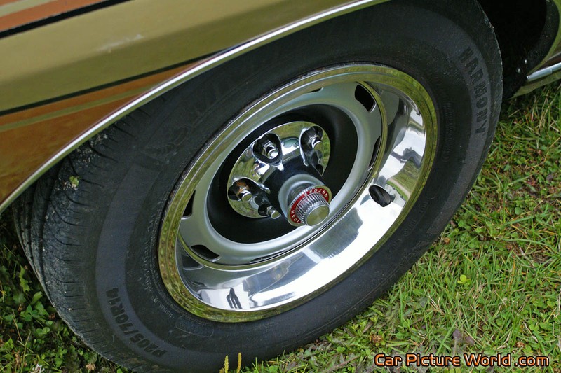 1973 Javelin 401 Wheel