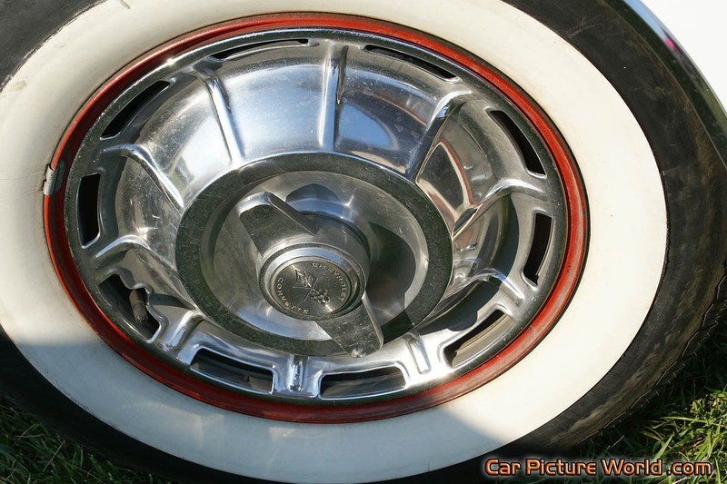 1959 White Corvette Hubcap