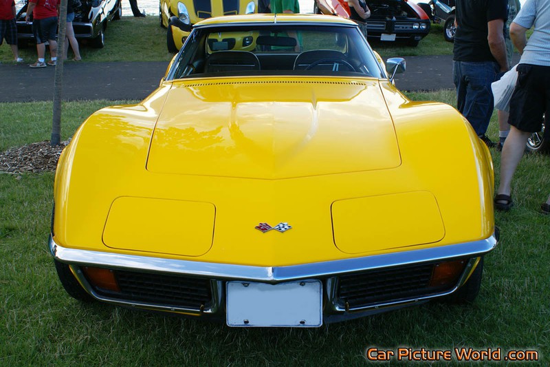 1972 Corvette Coupe Front