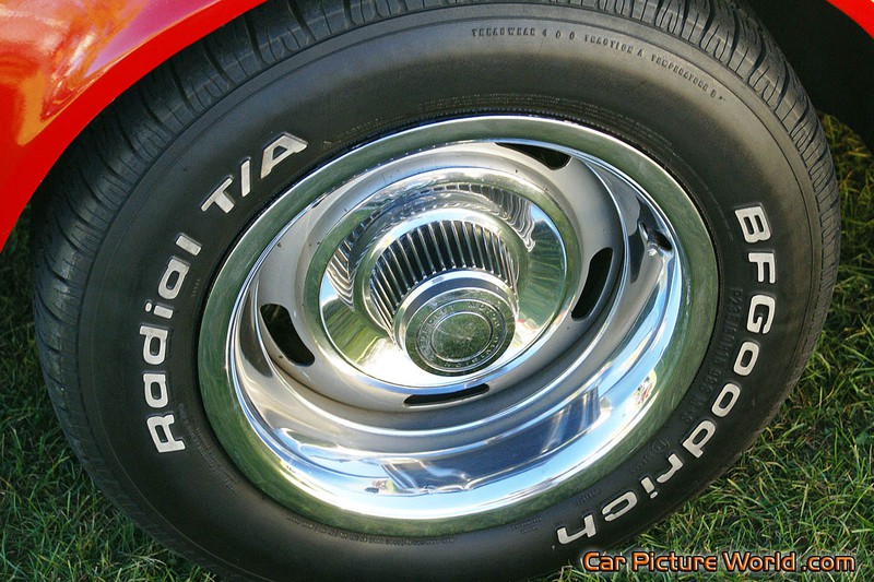 1973 Red Corvette Coupe Wheel