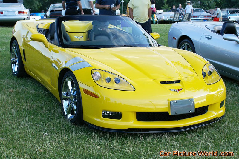 2010 Grand Sport Corvette Convertible Front Right