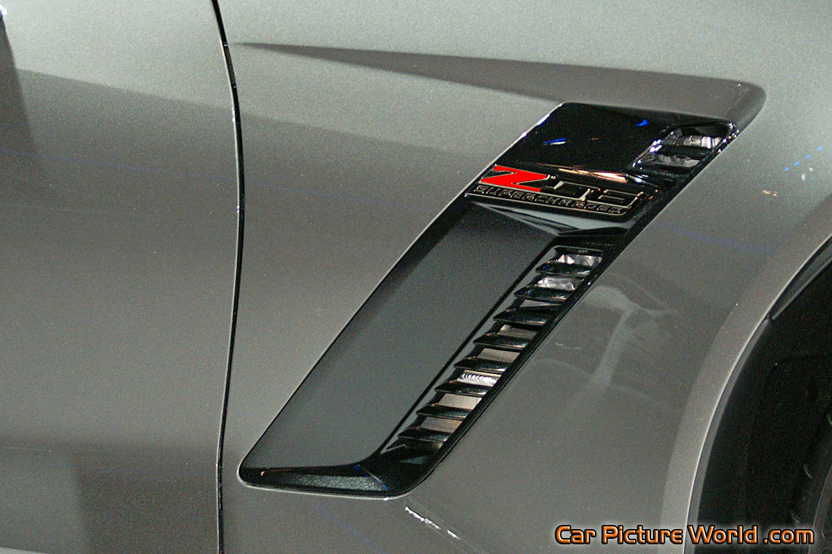 2015 Corvette Z06 Fender Vent