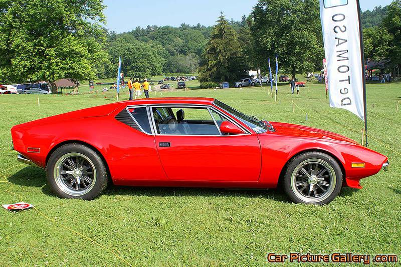 1972 Detomaso Pantera Right Profile
