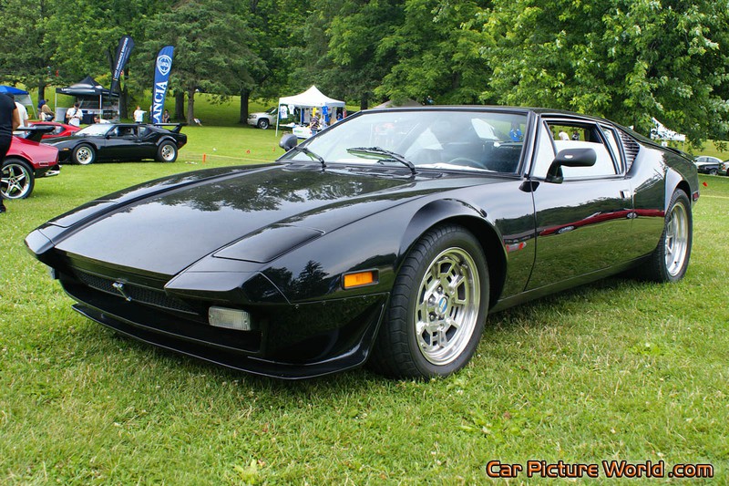1974 Black Pantera Front Left