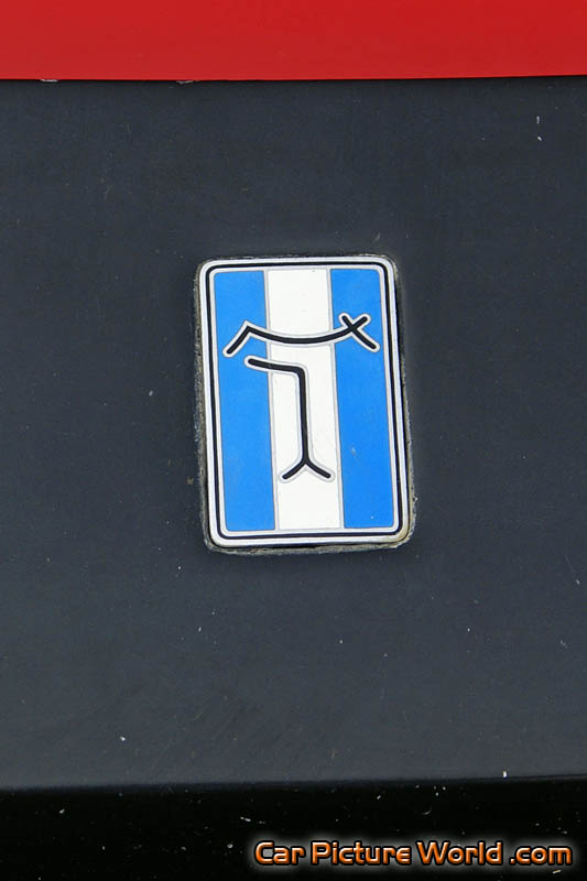 1974 Red Pantera L Front Crest