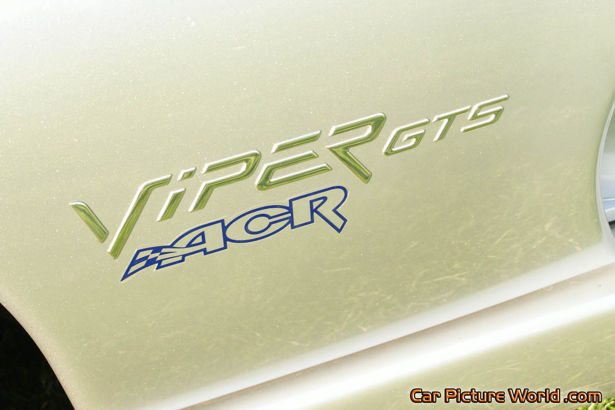 Viper GTS ACR Fender Insignia