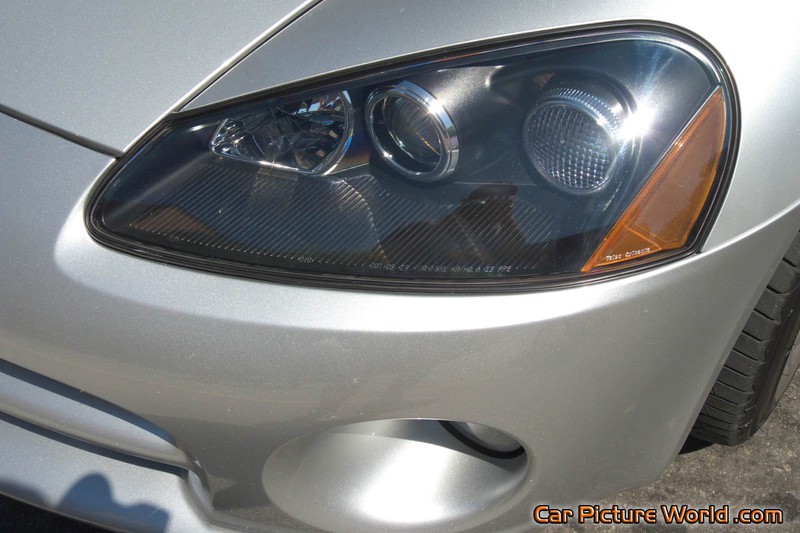 SRT-10 Viper Headlight