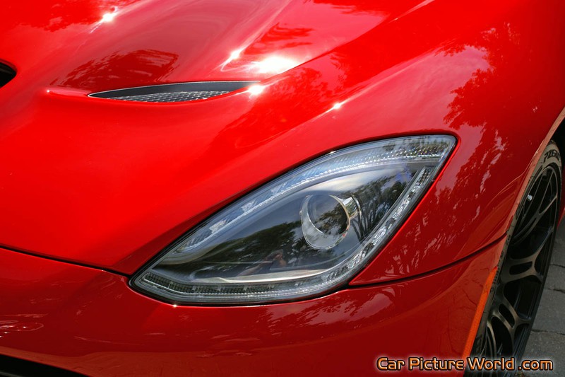 2013 SRT Viper GTS Headlight