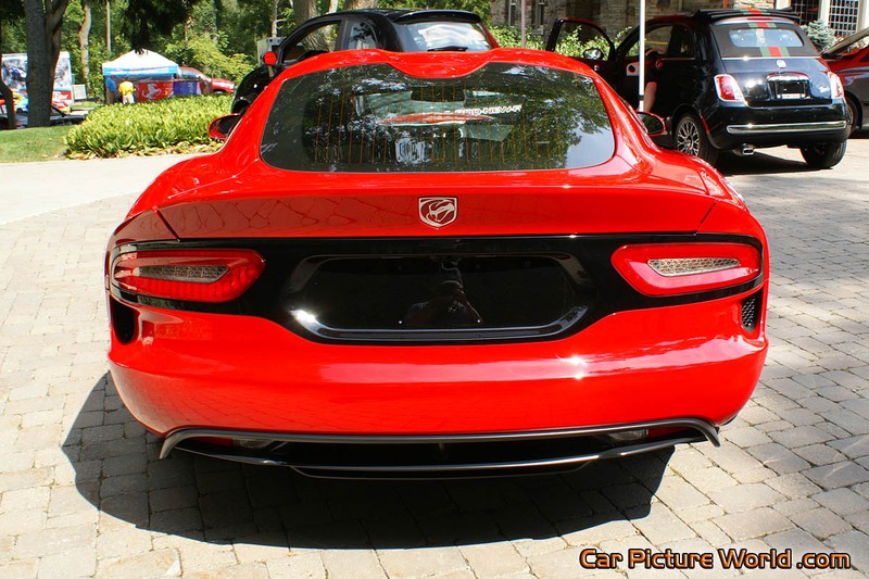 2013 SRT Viper GTS Rear