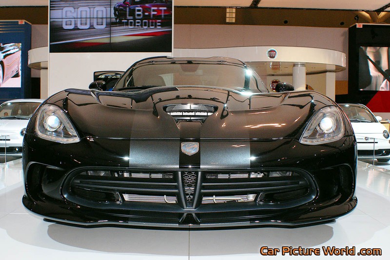 2014 SRT Viper GTS Front