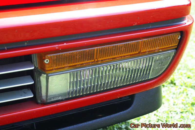 1988 Ferrari 328 GTS Front Signal