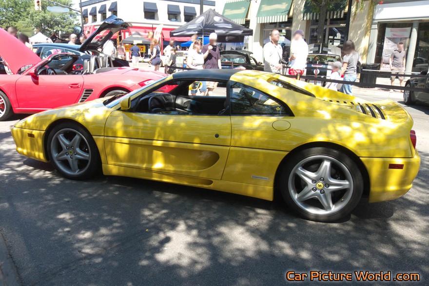 Picture of a Ferrari F355 GTS