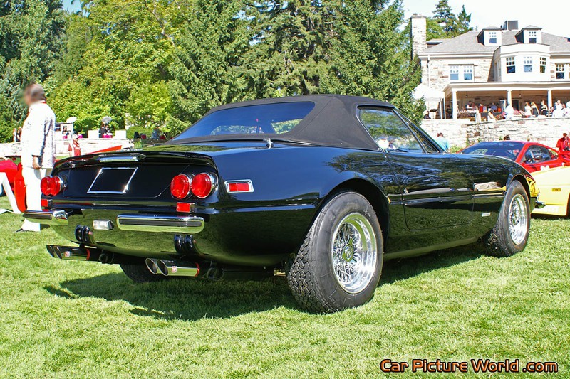 Ferrari 365 GTS 4 Rear Right