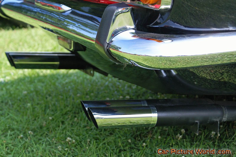 1969 Ferrari 365 GT 2+2 Exhaust