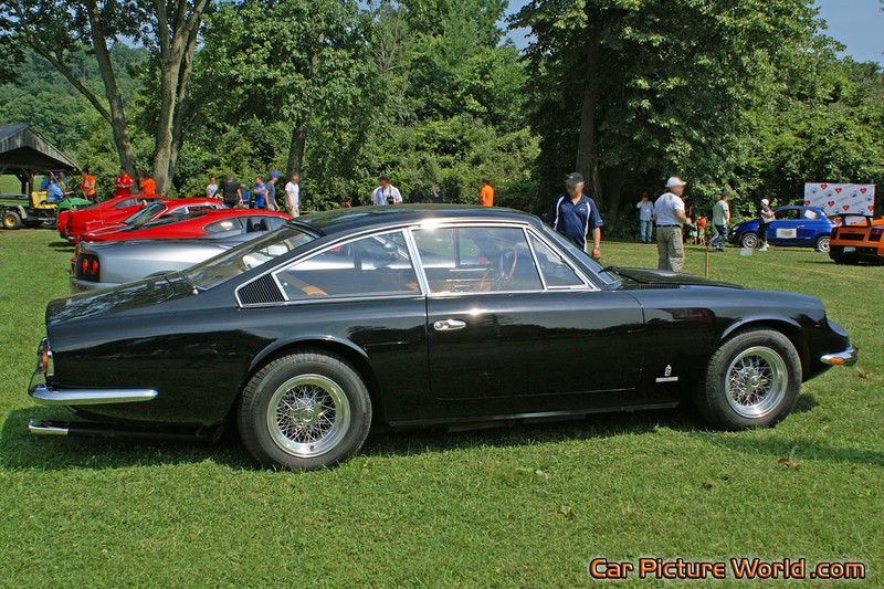 1969 Ferrari 365 GT 2+2 Right Side