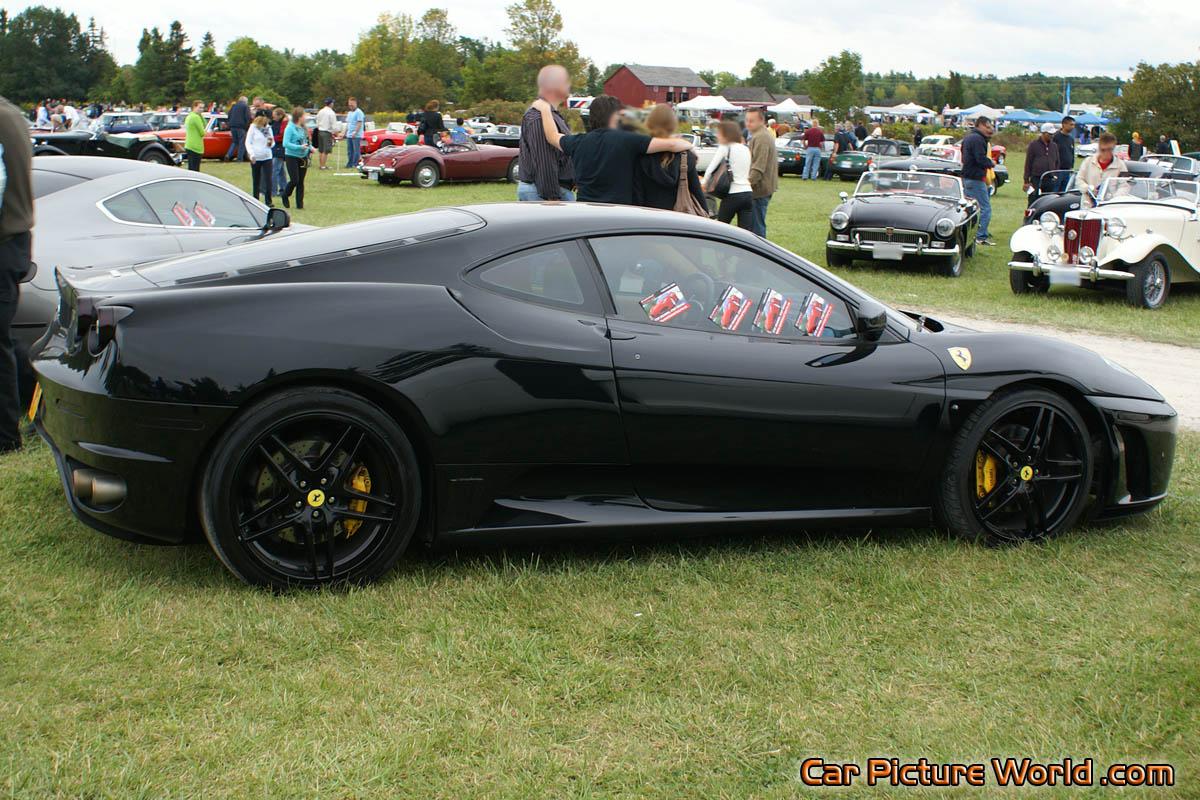 Ferrari F430 Black Right Side
