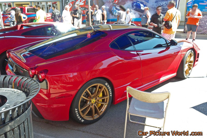 Ferrari Scuderia Rear Right