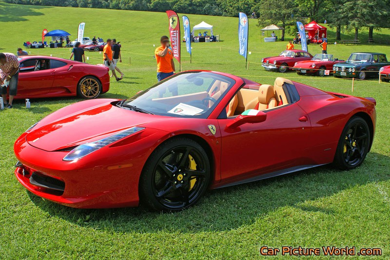 2013 Ferrari 458 Spider Front Left