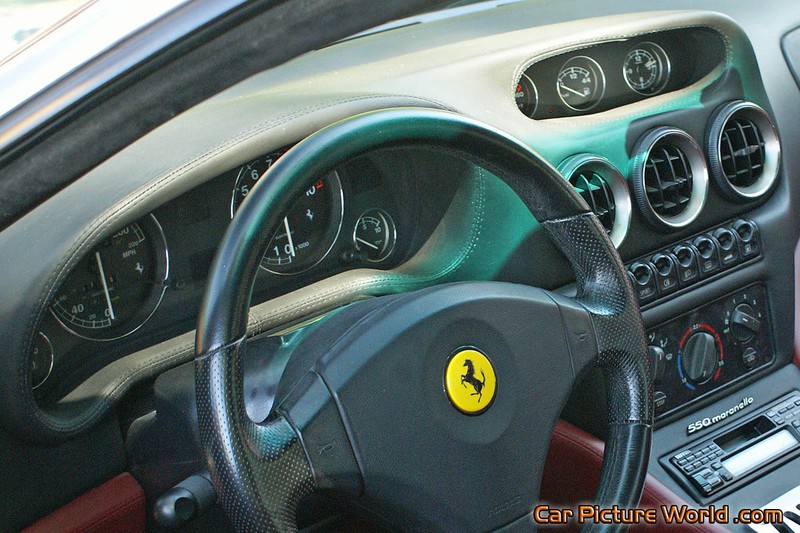 550 Maranello Dash