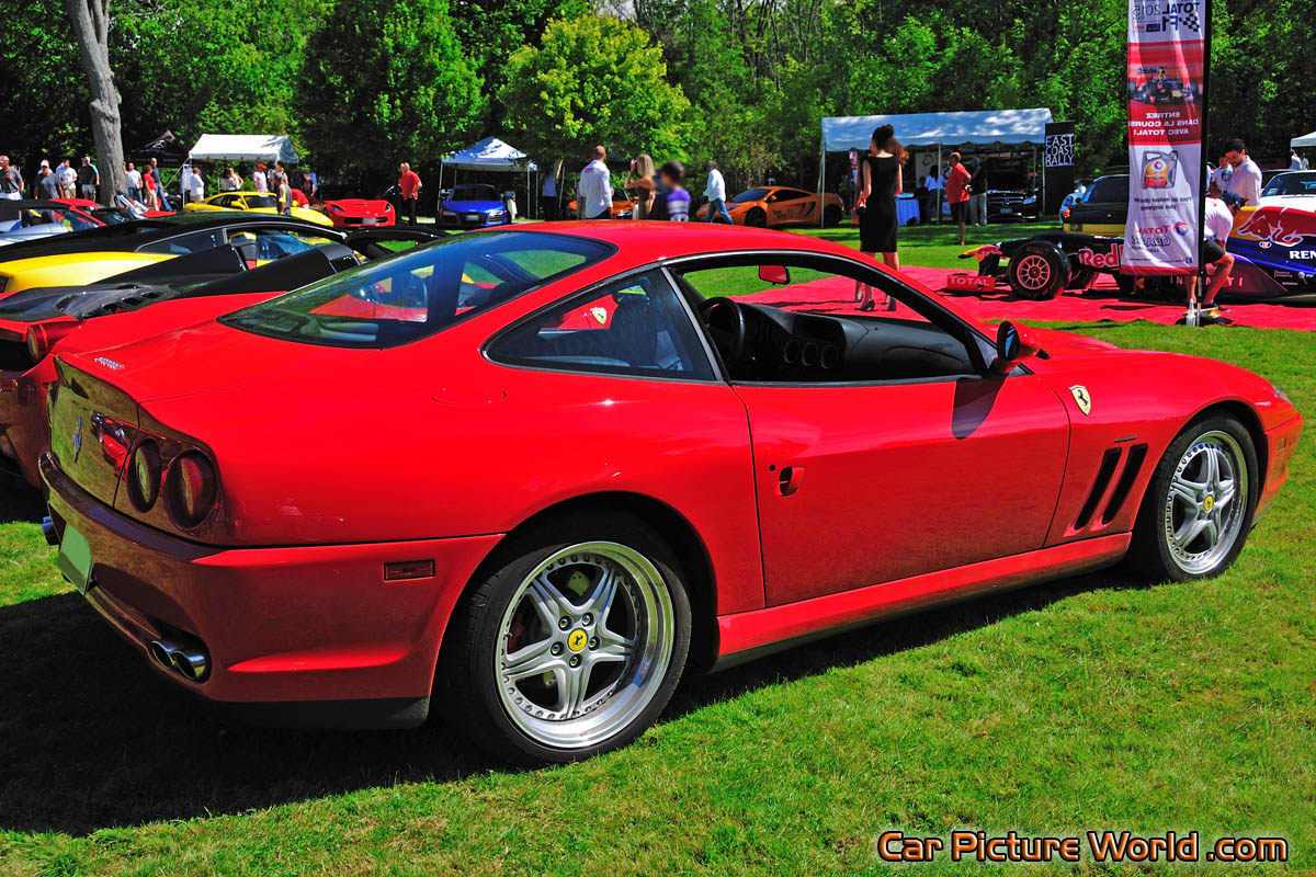 Red Ferrari 550 Rear Right