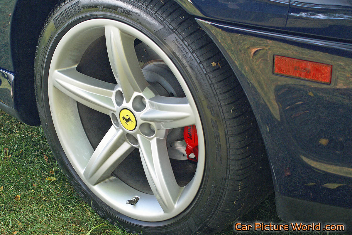 575M Maranello Blue Wheel