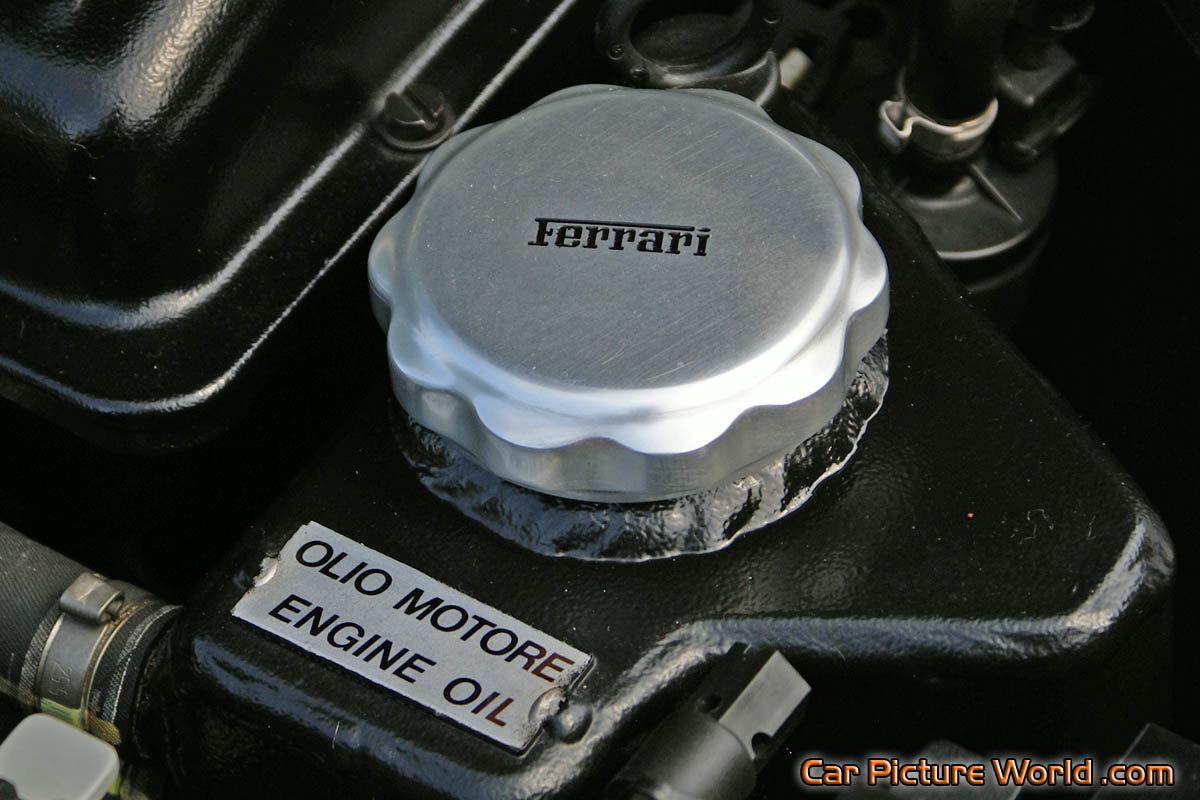 575M Maranello Yellow Oil Filler