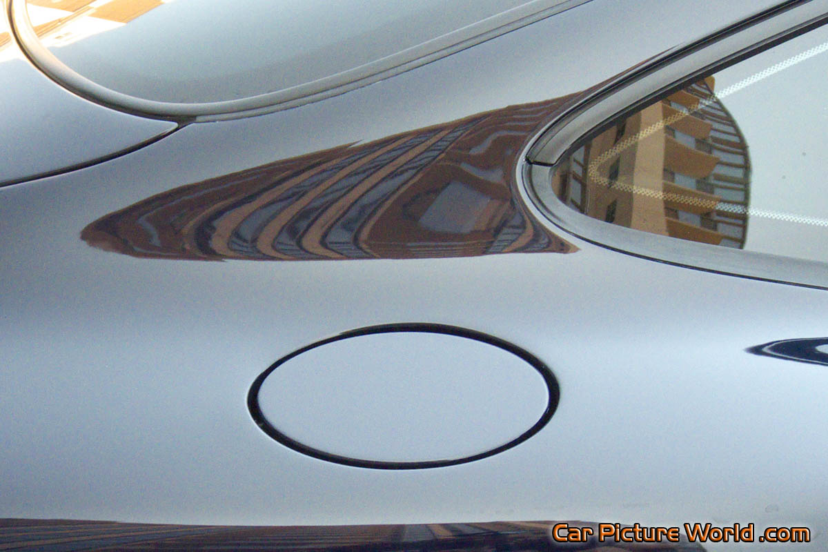 Ferrari 575M Maranello Fuel Filler