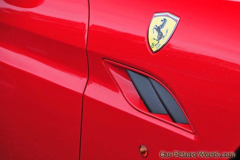 2010 California Fender Vent