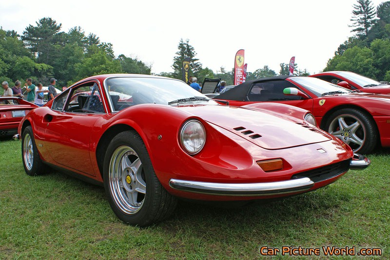 1972 Ferrari Dino 246 GT Front Right
