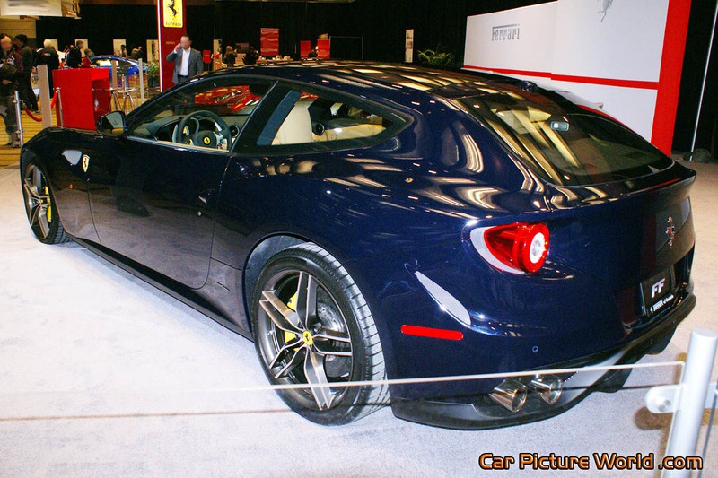 2014 Ferrari FF Rear Left