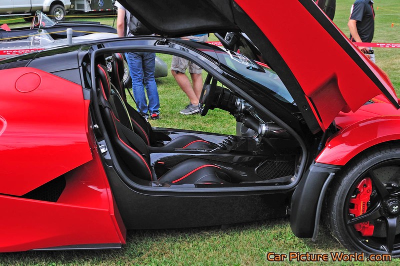 LaFerrari Cockpit