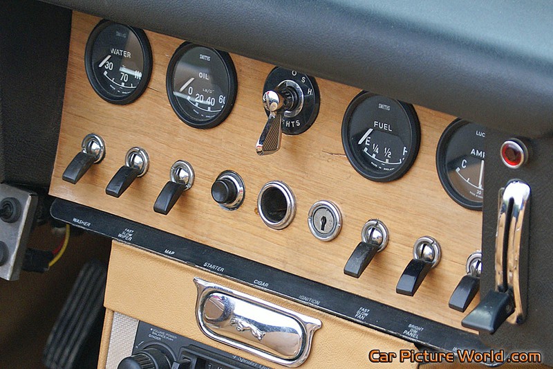 1964 Jaguar XKE Convertible Instruments