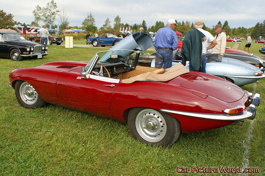 Picture of a Jaguar E-Type Roadster