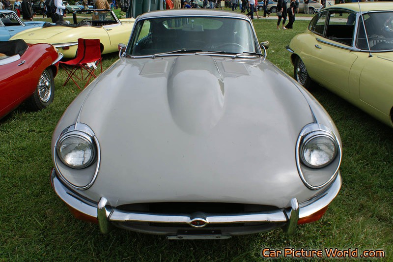 Jaguar E-Type Front