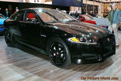 Jaguar XF AWD Pictures