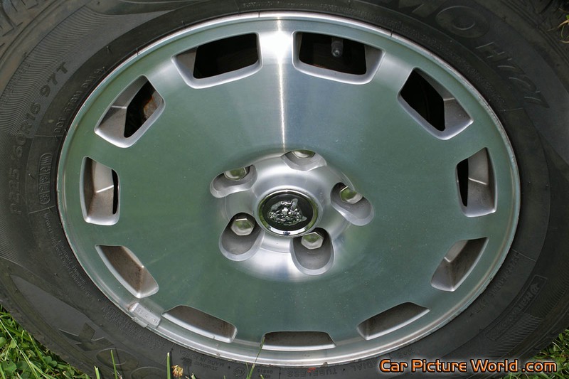 1996 Jaguar XJS Wheel