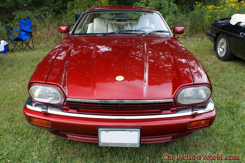 Jaguar XJS Red Front