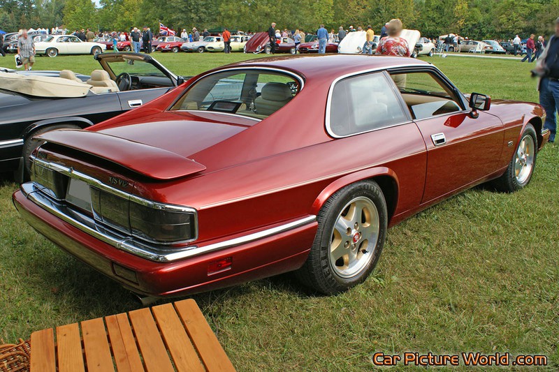 Jaguar XJS Red Rear Right