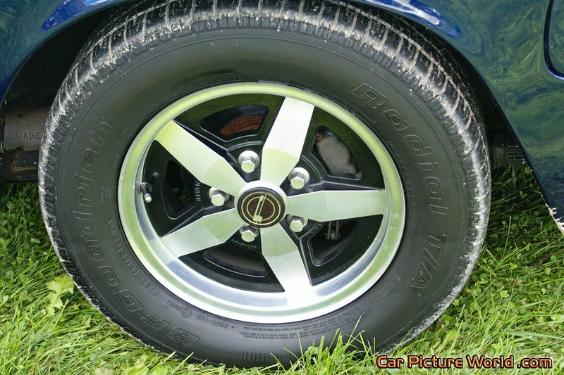 Jensen Interceptor 1973 Wheel