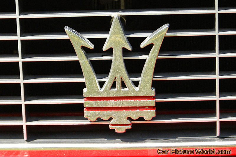 Maserati Biturbo Grill Crest
