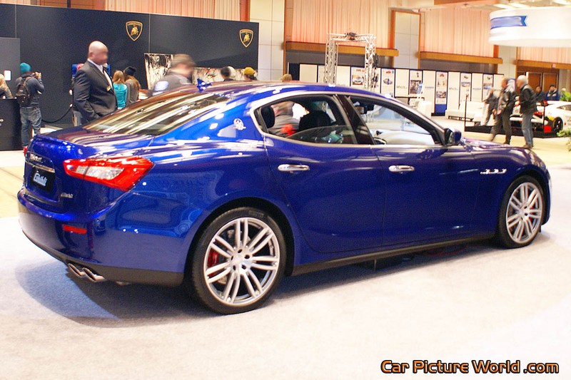 2014 Ghibli S Q4 Rear Right