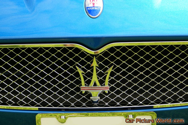 2005 Gransport Spyder Grill Emblem