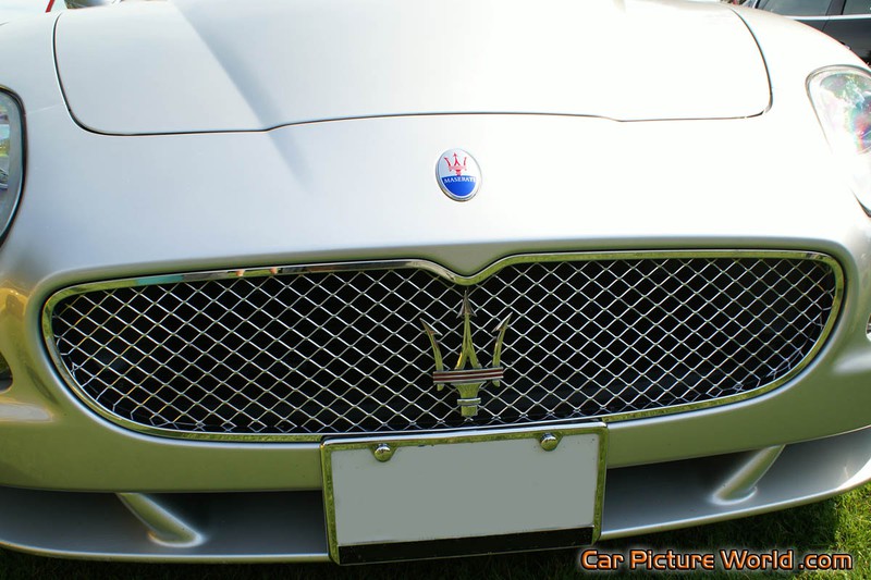 Maserati GranSport Grill