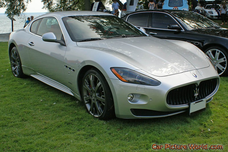 GranTurismo S Front Right