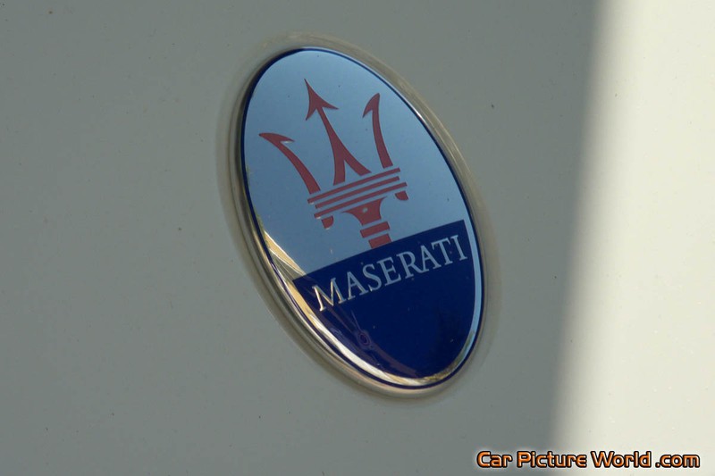 Maserati GranTurismo S Front Badge