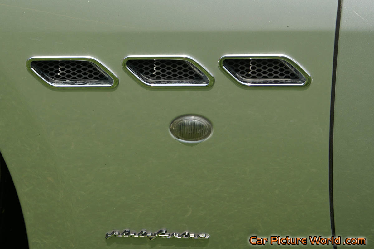 2008 Maserati GranTurismo Fender Vent Ports