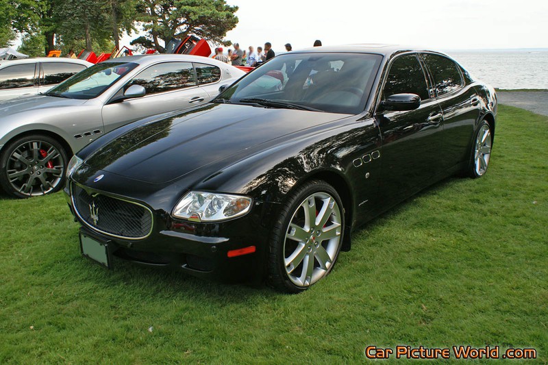 Maserati Quattroporte Sport GT Front Left