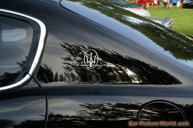 Maserati Quattroporte Sport GT-Roof Pillar Emblem