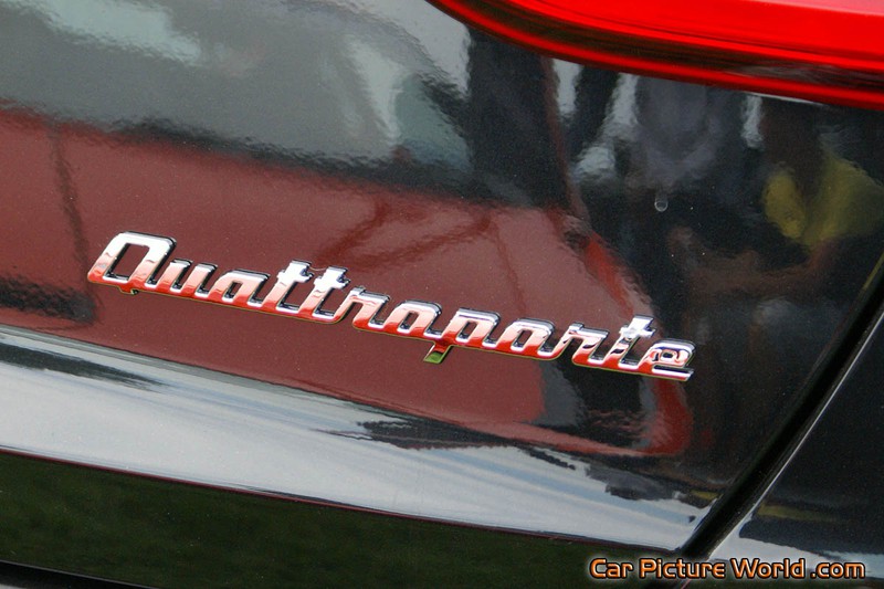 2014 Maserati Quattroporte Rear Insignia