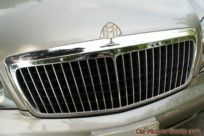 Maybach 57 Grill
